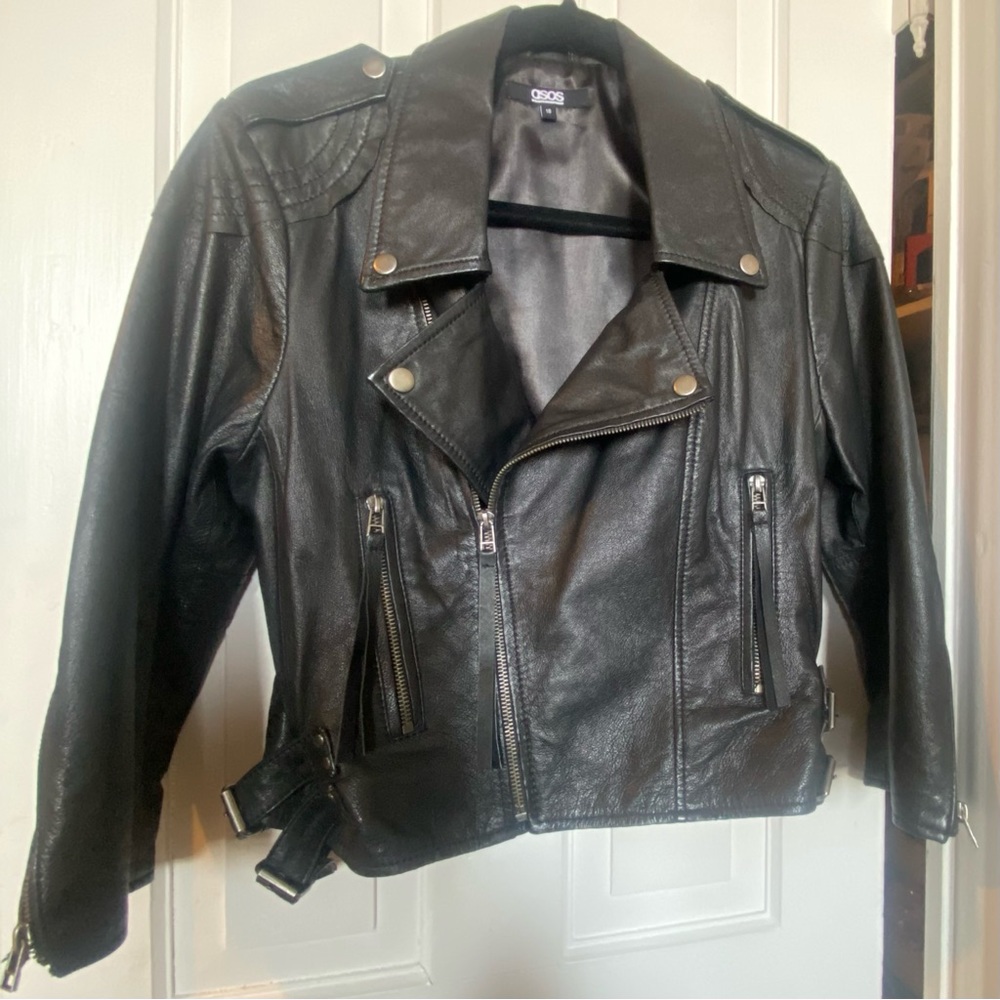ASOS Cropped Genuine Leather Moto Jacket Black w Silver Accents Size 16